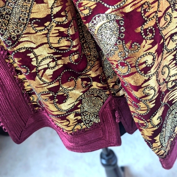 Velvet Jacquard Moroccan Jacket - Picture 4 of 7